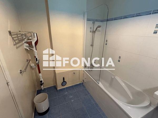 Location Appartement 3 pièces 75.36 m² - 23 RUE BERTRON Sceaux 92330