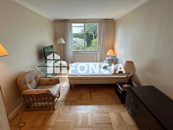 Location Appartement 3 pièces 75.36 m² - 23 RUE BERTRON Sceaux 92330