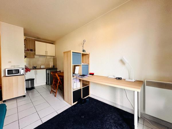 STUDIO AVEC PARKING INVESTISSEMENT CLÉ EN MAIN !