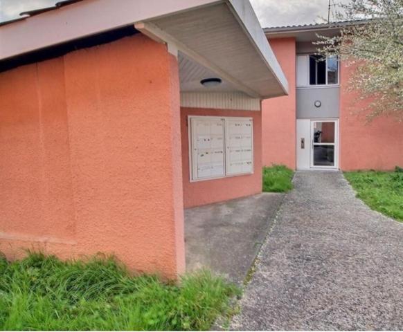 STUDIO AVEC PARKING INVESTISSEMENT CLÉ EN MAIN !