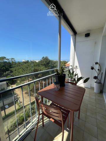 Appartement
                                                                                                                                                                                                                                                                                                                        2 pièce(s)                                                                                                                                                                                                          1 chambre(s)                                                                                                                                                                                                          42.02  m²