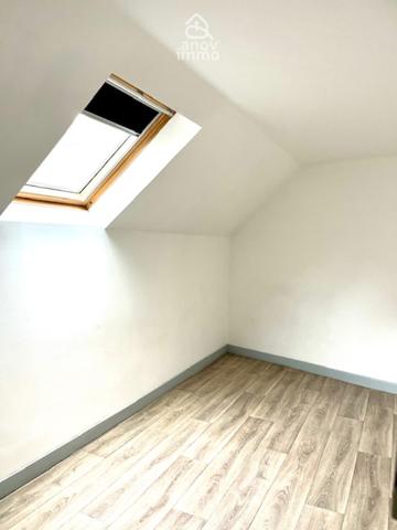 Immeuble
                                                                                                                                                
                                                                                                                                                
                                                                                                                                                
                                                    
                                                                                                                                                                                                                                                                                                                        142  m²                                                                                                                                                                                                         2 etage(s)