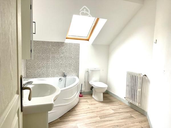 Immeuble
                                                                                                                                                
                                                                                                                                                
                                                                                                                                                
                                                    
                                                                                                                                                                                                                                                                                                                        142  m²                                                                                                                                                                                                         2 etage(s)