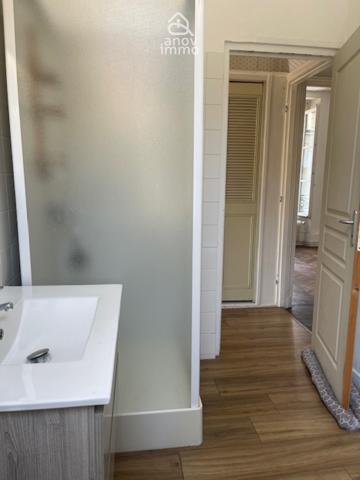 Immeuble
                                                                                                                                                
                                                                                                                                                
                                                                                                                                                
                                                    
                                                                                                                                                                                                                                                                                                                        142  m²                                                                                                                                                                                                         2 etage(s)