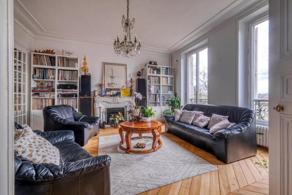 Deux Maisons Indépendantes proche Chantilly