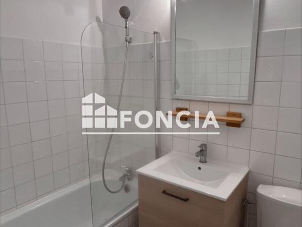 Location Appartement 2 pièces 37.62 m² - 19 RUE SAINT-LOUIS Rennes 35000