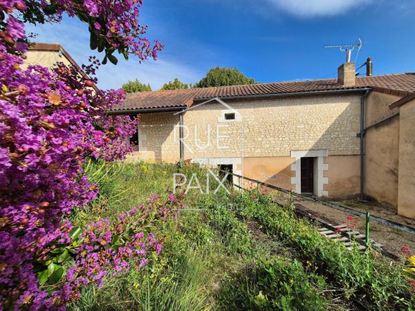 86200 LOUDUN Maison Loudun 3 pièce(s) 84 m2