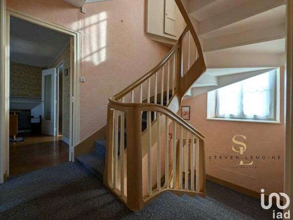 Maison 10 pièces de 208 m² à Cherbourg-en-Cotentin (50120)