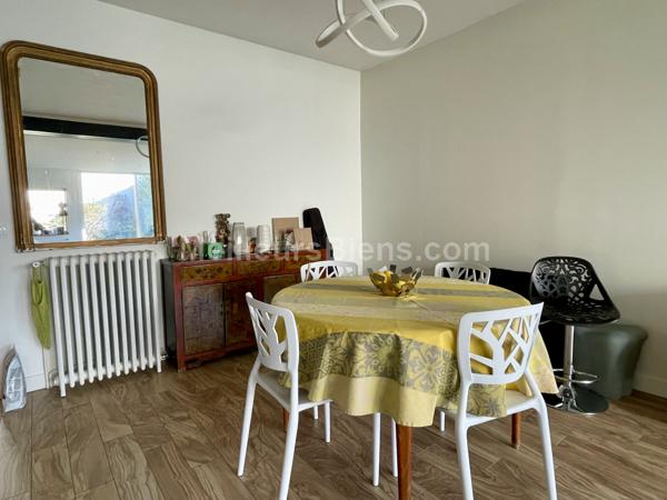 Colombes-Hoche : Maison familiale avec beau jardin et studio indépendant