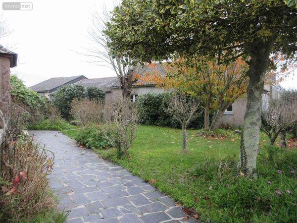 Maison à vendre à Audierne dans le Finistère (29770), ref : 020/3705