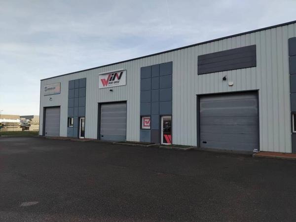 ANDREZIEUX BOUTHEON LOCAL dépôt et 2 bureaux