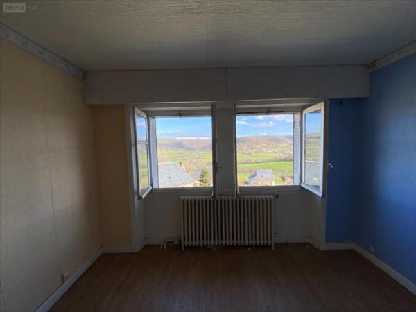 Immeuble à vendre à Saint-Cernin dans le Cantal (15310), ref : 15061-926098