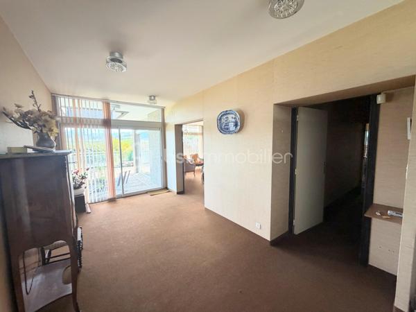 Maison d architecte de 320,62 m²