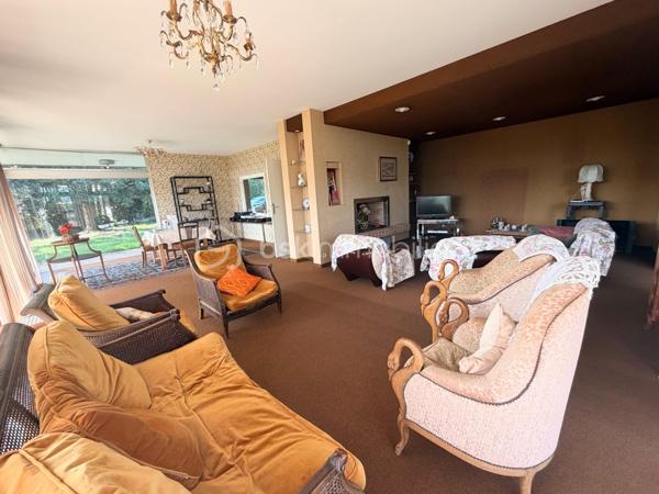 Maison d architecte de 320,62 m²