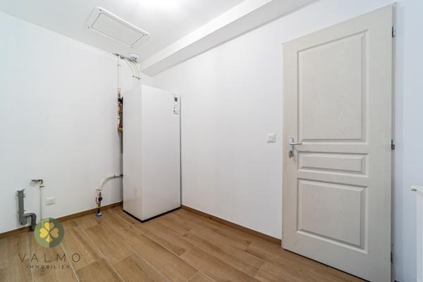 Maison
                                                                                                                                                                                                                                                                                                                        5 pièce(s)                                                                                                                                                                                                          4 chambre(s)                                                                                                                                                                                                          97.33  m²