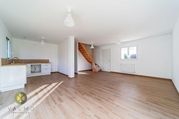 Maison
                                                                                                                                                                                                                                                                                                                        5 pièce(s)                                                                                                                                                                                                          4 chambre(s)                                                                                                                                                                                                          97.33  m²