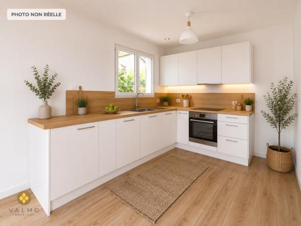Maison
                                                                                                                                                                                                                                                                                                                        5 pièce(s)                                                                                                                                                                                                          4 chambre(s)                                                                                                                                                                                                          97.33  m²