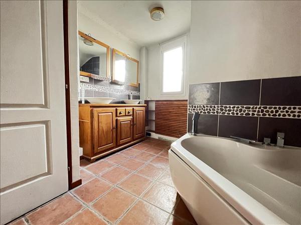 Appartement à vendre 169 900 € Mézières-sur-Seine 6 p 112 m² DPE D