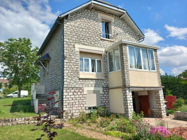 Vente Maison92 m² - 5 Pièces - DORDIVES (45680)