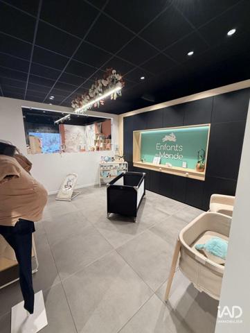 Boutique/Local commercial à vendre 297 m² Provins