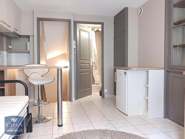 Appartement à louer 1 pièce 18.07m²