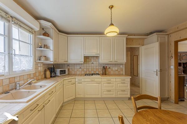 Maison à vendre |  Saint-Pierre-des-Corps |  8 pièces | 167 m²