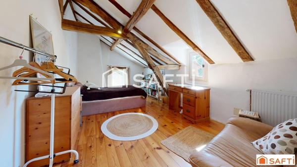 À environ 30 km au sud de Sarlat - Périgord Noir