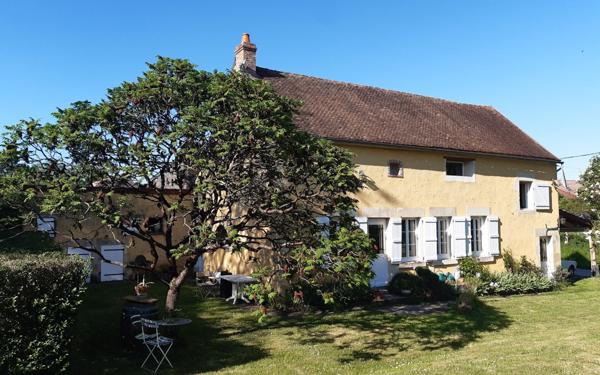 Maison à louer    5 pièces •  Pougny