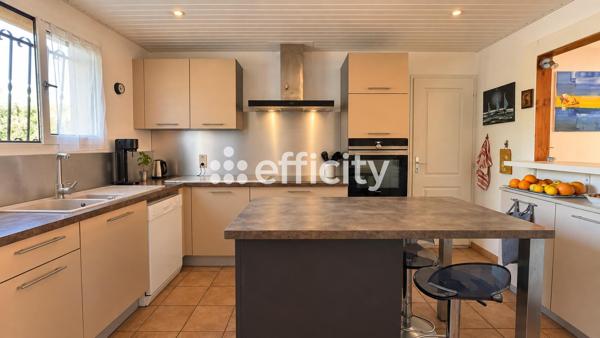 Maison
         5 pièces
        - 138 m² Exclusivité 655 000 € *