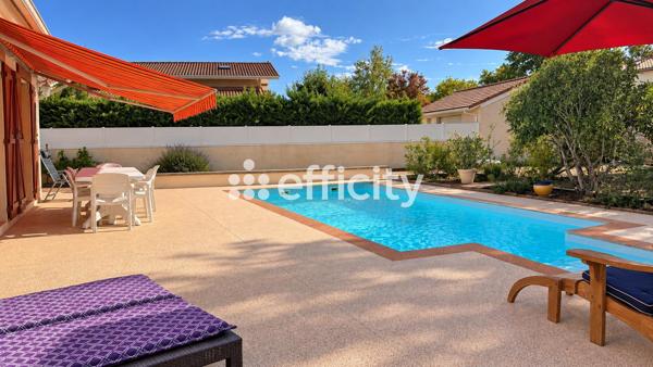 Maison
         5 pièces
        - 138 m² Exclusivité 655 000 € *