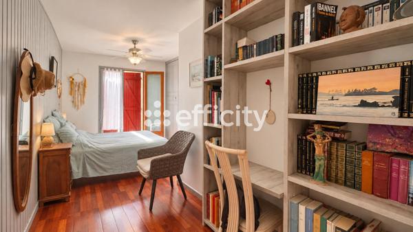 Maison
         5 pièces
        - 138 m² Exclusivité 655 000 € *