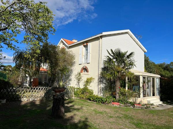 Maison à vendre    7 pièces •  Aytré