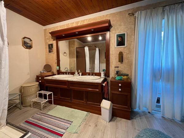 Maison à vendre    7 pièces •  Aytré