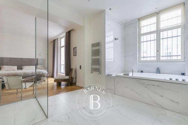 Paris 8ème, Appartement 3 Chambres -  217 m² à vendre