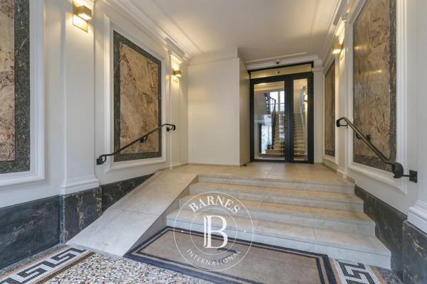 Paris 8ème, Appartement 3 Chambres -  217 m² à vendre