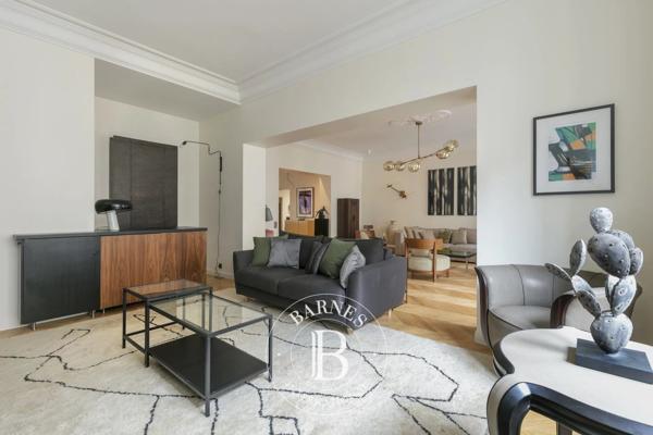 Paris 8ème, Appartement 3 Chambres -  217 m² à vendre