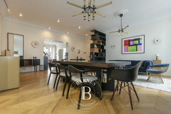 Paris 8ème, Appartement 3 Chambres -  217 m² à vendre