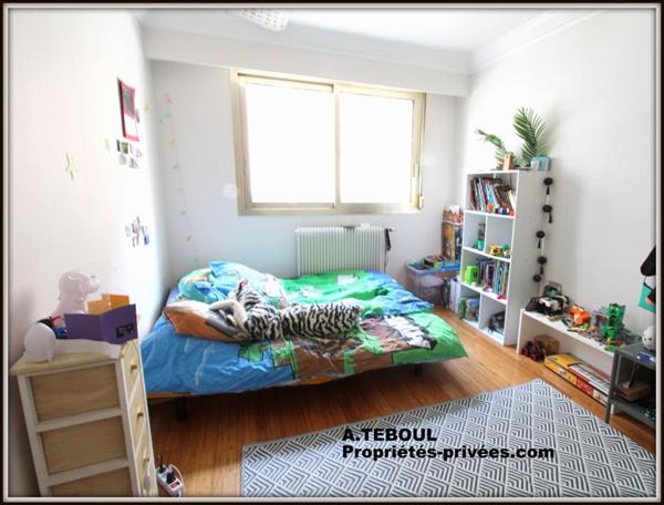 LYON 6EME APPARTEMENT T4 DE 90M² "BELLECOMBE" AVEC JARDIN DANS LA RESIDENCE