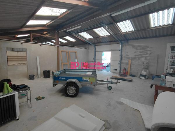 LOCAL D'ACTIVITE - 176 M2 - CONCARNEAU