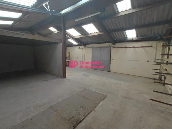 LOCAL D'ACTIVITE - 176 M2 - CONCARNEAU