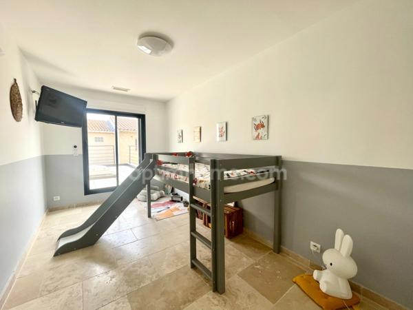 AIGUES-MORTES Maison 5 pièces 150 m² Emplacement d’exception