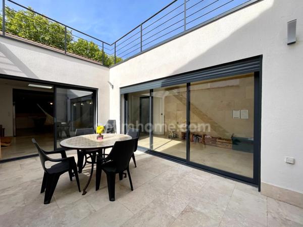 AIGUES-MORTES Maison 5 pièces 150 m² Emplacement d’exception
