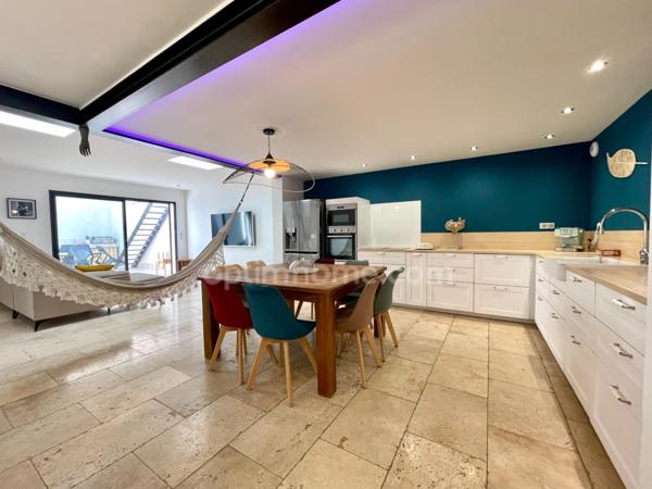 AIGUES-MORTES Maison 5 pièces 150 m² Emplacement d’exception