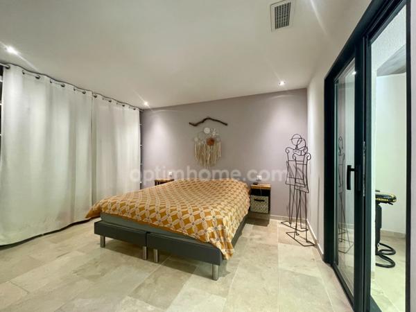 AIGUES-MORTES Maison 5 pièces 150 m² Emplacement d’exception