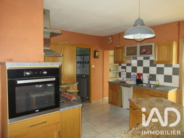 Maison à vendre 6 pièces 191 m² Bressuire