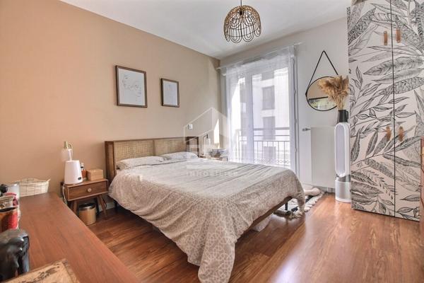 Appartement Saint Ouen Sur Seine 4 pièce(s) 86.43 m2