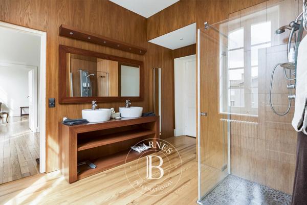 Mazamet, Hôtel particulier 6 Chambres -  331 m² à vendre