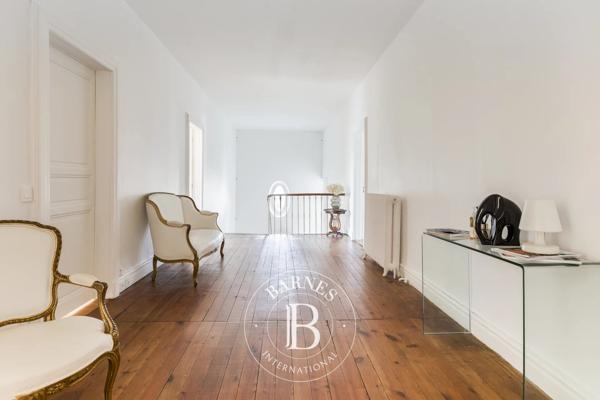 Mazamet, Hôtel particulier 6 Chambres -  331 m² à vendre