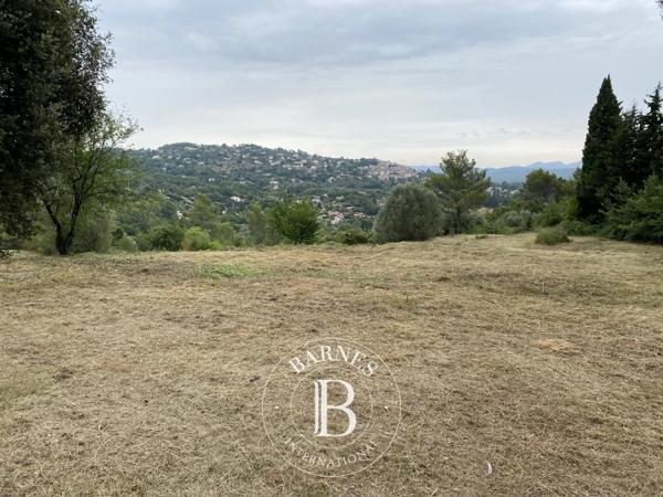 Fayence, Terrain constructible  8 654 m² à vendre