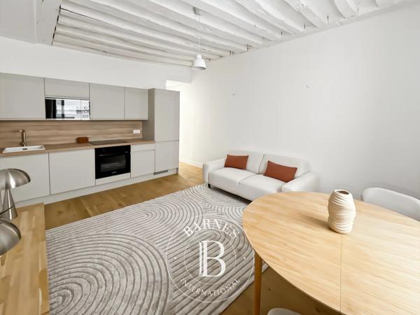 Paris 1er, Appartement 1 Chambre -  37 m² à vendre